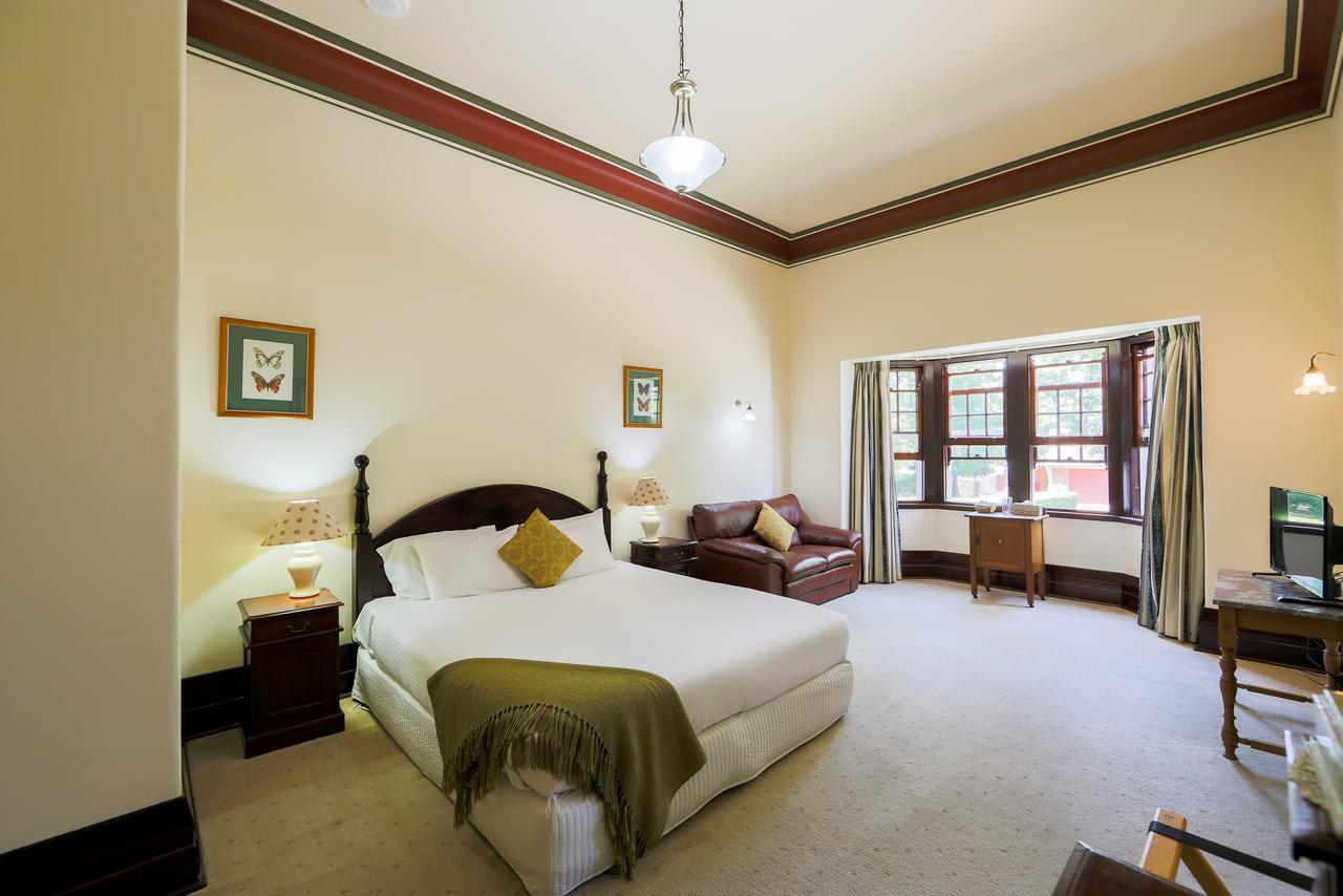 Petersons Armidale Winery And Guesthouse Buitenkant foto